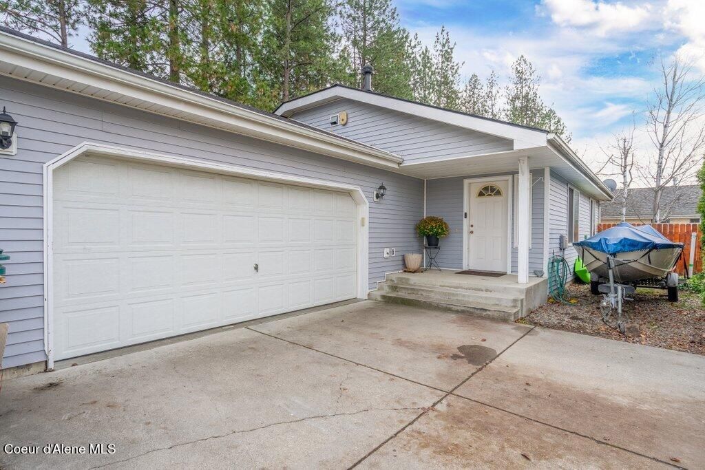Photo of 7384 WHEATFIELD Dr, Coeur dAlene, ID 83815 (MLS # 25-11330)