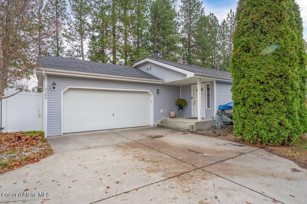 Photo of 7384 WHEATFIELD Dr, Coeur dAlene, ID 83815 (MLS # 25-11330)