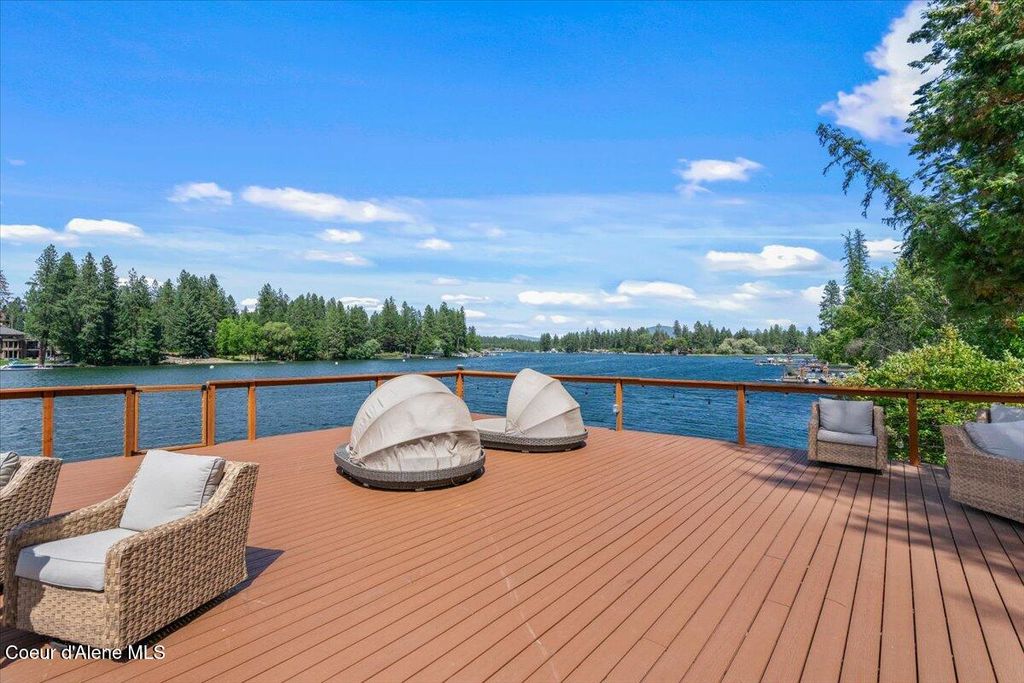 Photo of 400 OHANA BEACH Beach, Coeur dAlene, ID 83814 (MLS # 25-7319)