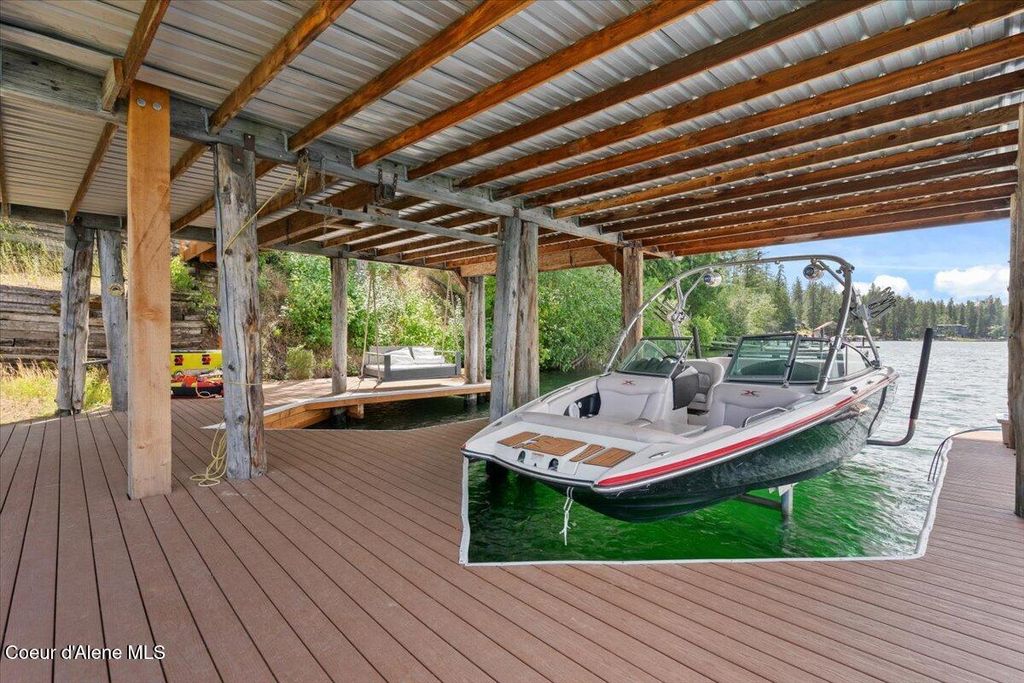 Photo of 400 OHANA BEACH Beach, Coeur dAlene, ID 83814 (MLS # 25-7319)