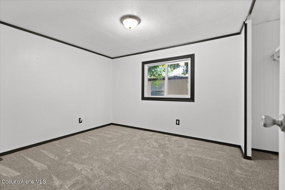 8492 W Park Loop, Rathdrum, Idaho image 15