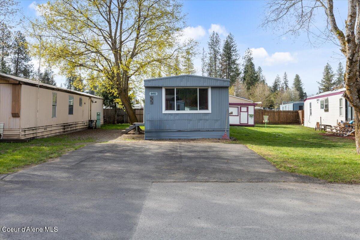 8492 W Park Loop, Rathdrum, Idaho image 2