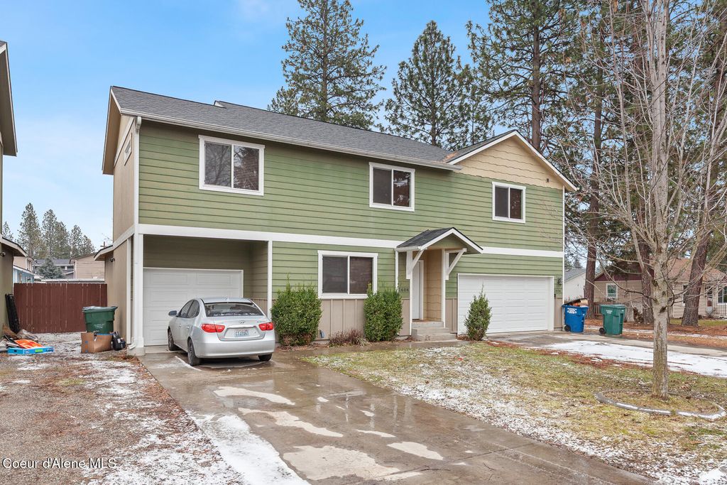 Photo of 1606 Catherine St, Post Falls, ID 83854 (MLS # 26-876)