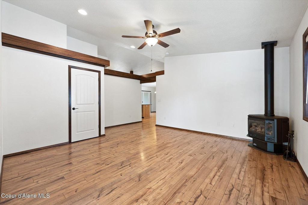 Photo of 8745 Sawtooth St. St, Rathdrum, ID 83858 (MLS # 25-10362)