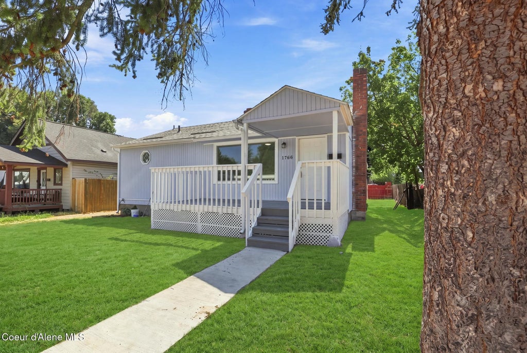 Photo of 1708 WABASH AVE, Spokane, WA 99207 (MLS # 26-8865)