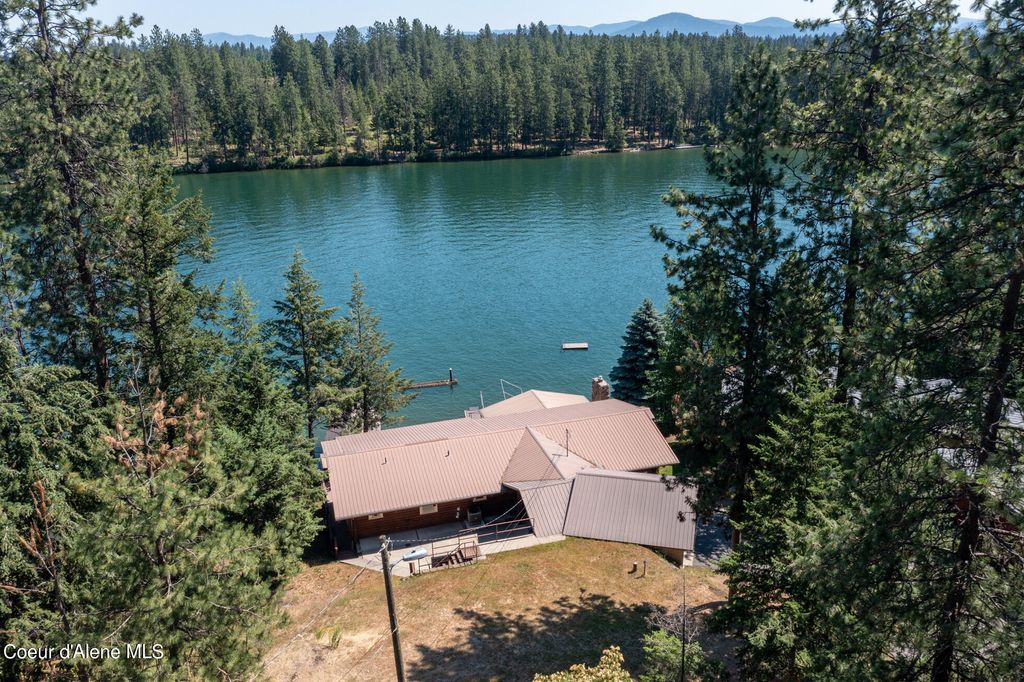 Photo of 10375 SHALE Ct, Post Falls, ID 83854 (MLS # 25-565)