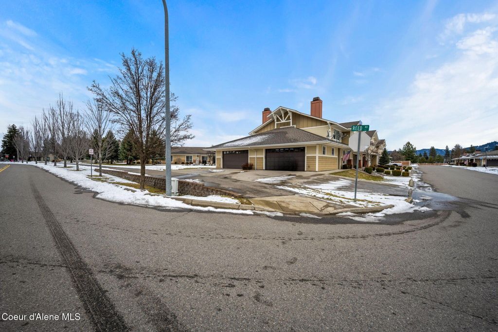 Photo of 755 Icefall Dr #203, Hayden, ID 83835 (MLS # 26-401)