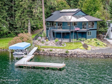 Photo of 544 Stewart Ct, Coeur dAlene, ID 83814 (MLS # 26-9148)