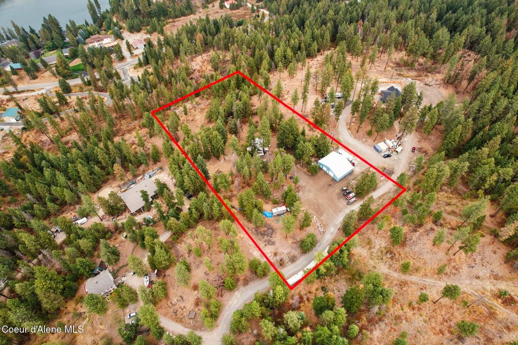 Photo of 655 AGATE Rd, Coeur dAlene, ID 83814 (MLS # 25-9912)