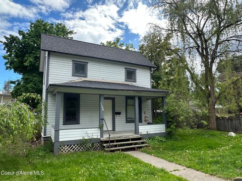 Homes For Sale - 1104 Lakeside Ave<br/> Coeur d'Alene, ID 83814