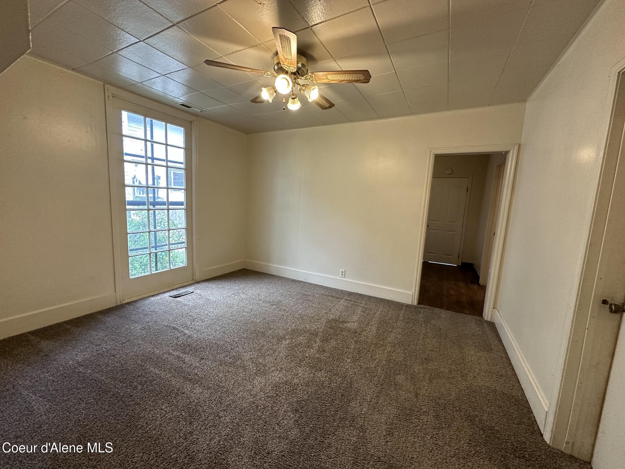 1104 Lakeside
