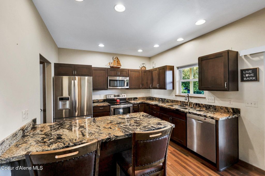 Photo of 12 Troudt Ct, Priest River, ID 83856 (MLS # 25-10296)