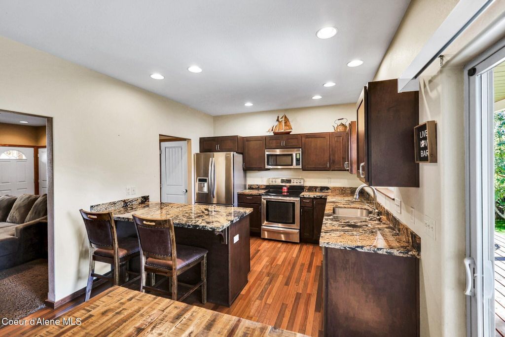 Photo of 12 Troudt Ct, Priest River, ID 83856 (MLS # 25-10296)