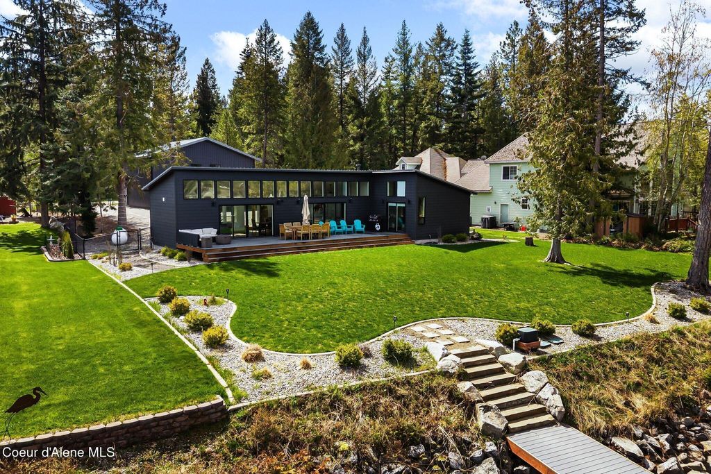 Photo of 87 Teal Ln, Sagle, ID 83860 (MLS # 26-4138)