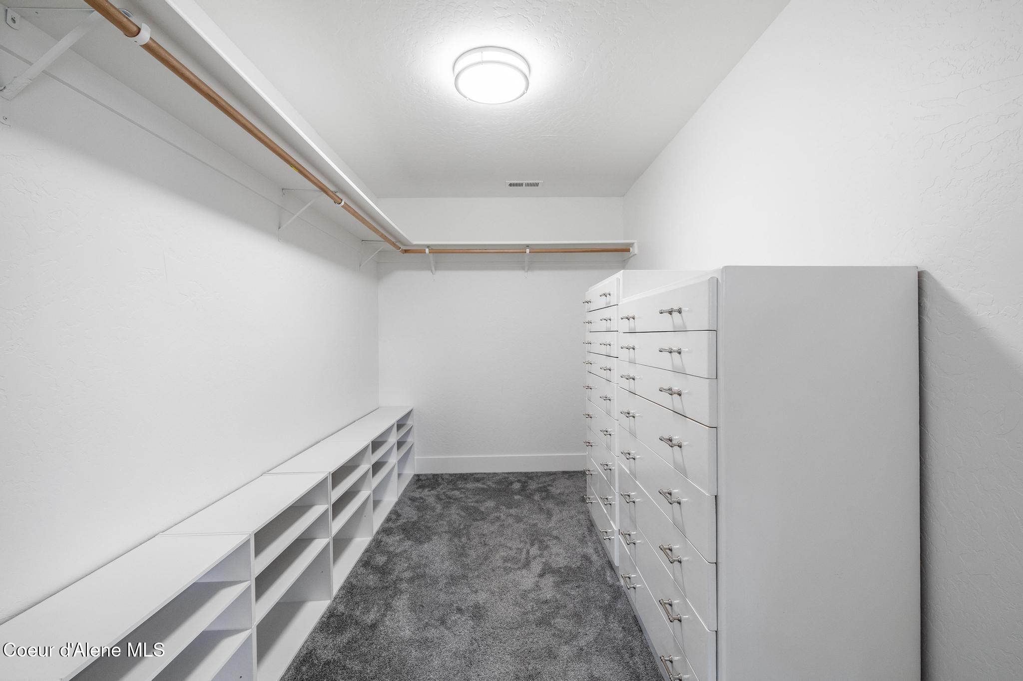 1006 E Garden Ave, Coeur d'Alene, Idaho image 32