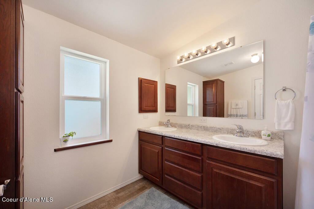 6066 W Washington St, Spirit Lake, Texas image 25