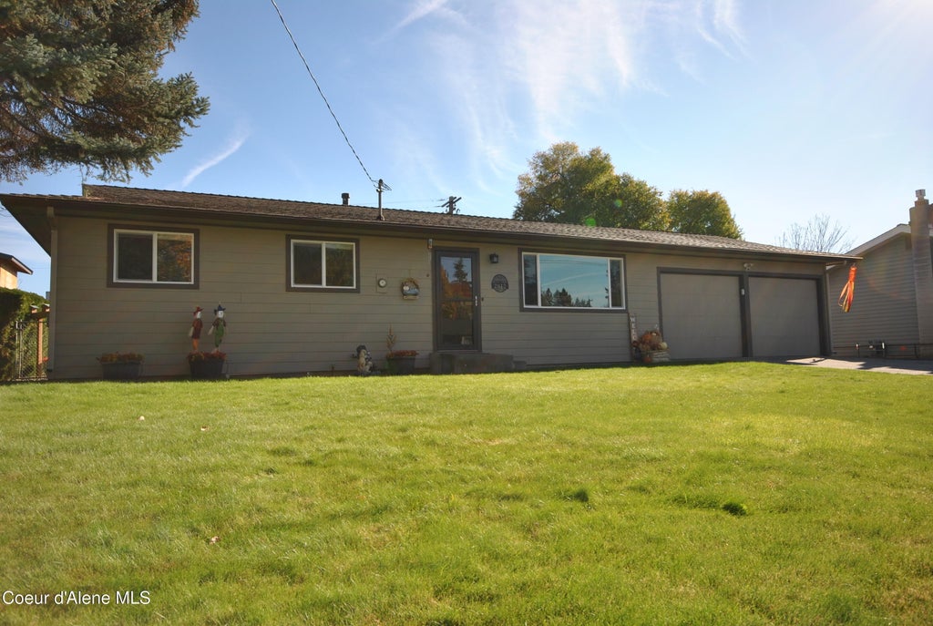 Photo of 2812 Clara LN, Coeur dAlene, ID 83815 (MLS # 26-10572)