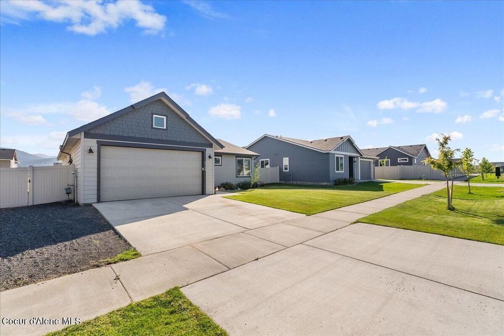 Photo of 5138 GUMWOOD Cir, Post Falls, ID 83854 (MLS # 25-9613)
