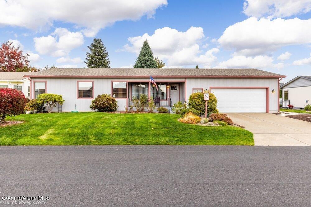 Photo of 1331 Linwood DR, Hayden, ID 83835 (MLS # 26-10169)