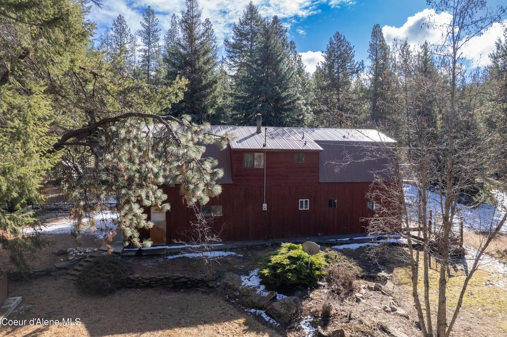 Photo of 5341 Hoo Doo Loop, Oldtown, ID 83822 (MLS # 25-7311)