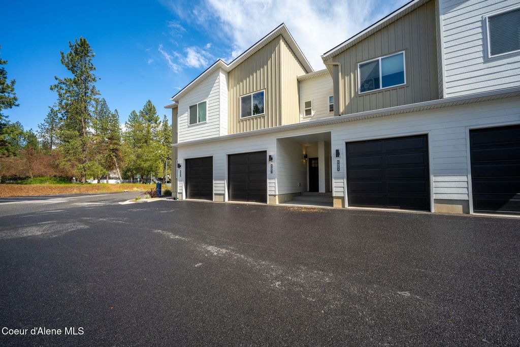Photo of 3726 Torrey Pine Pine, Coeur dAlene, ID 83815 (MLS # 26-4170)
