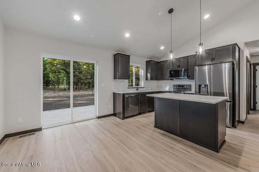 Photo of 9490 Sunnyside Rd, Sandpoint, ID 83864 (MLS # 26-153)