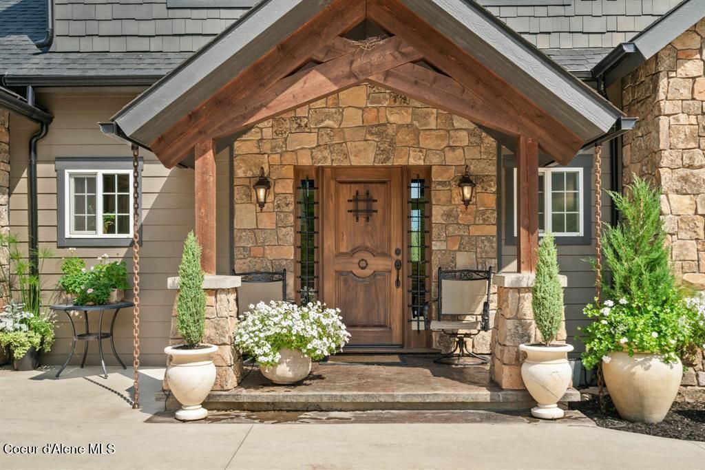 Photo of 15 Sandi Ln, Heron, MT 59844 (MLS # 25-4758)