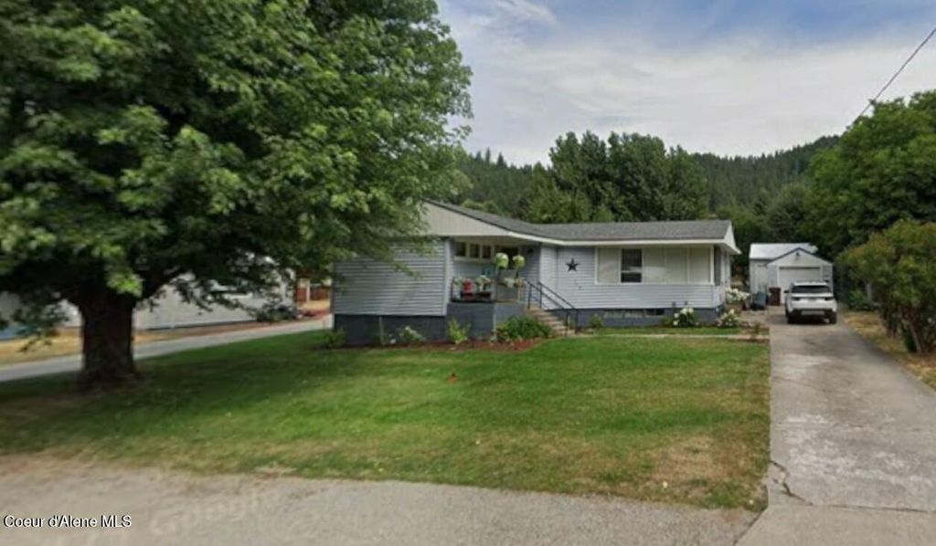 Photo of 112 4th, Silverton, ID 83867 (MLS # 26-3417)