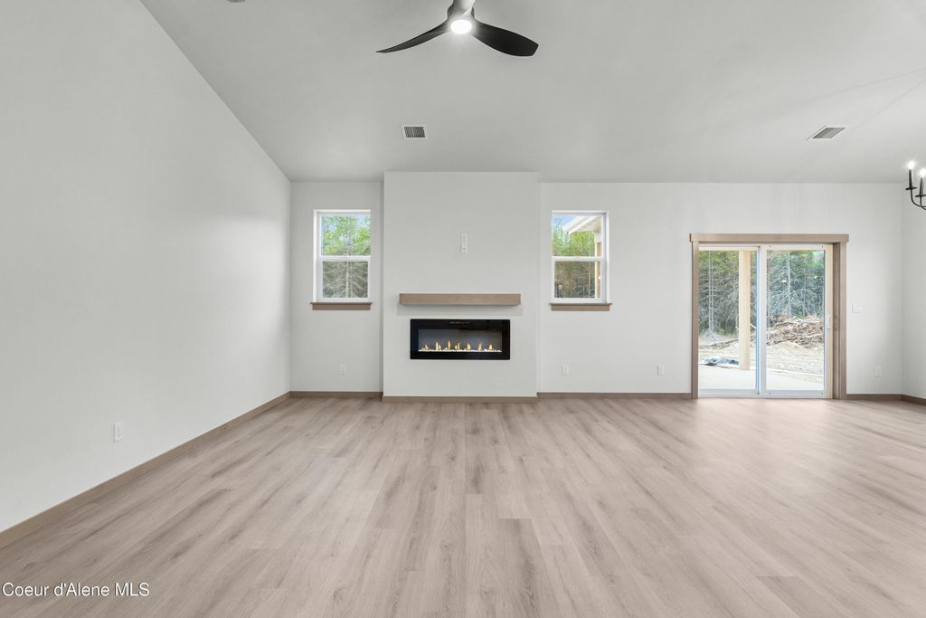 Photo of 1971 Yellow Pine Pine, Athol, ID 83801 (MLS # 26-758)