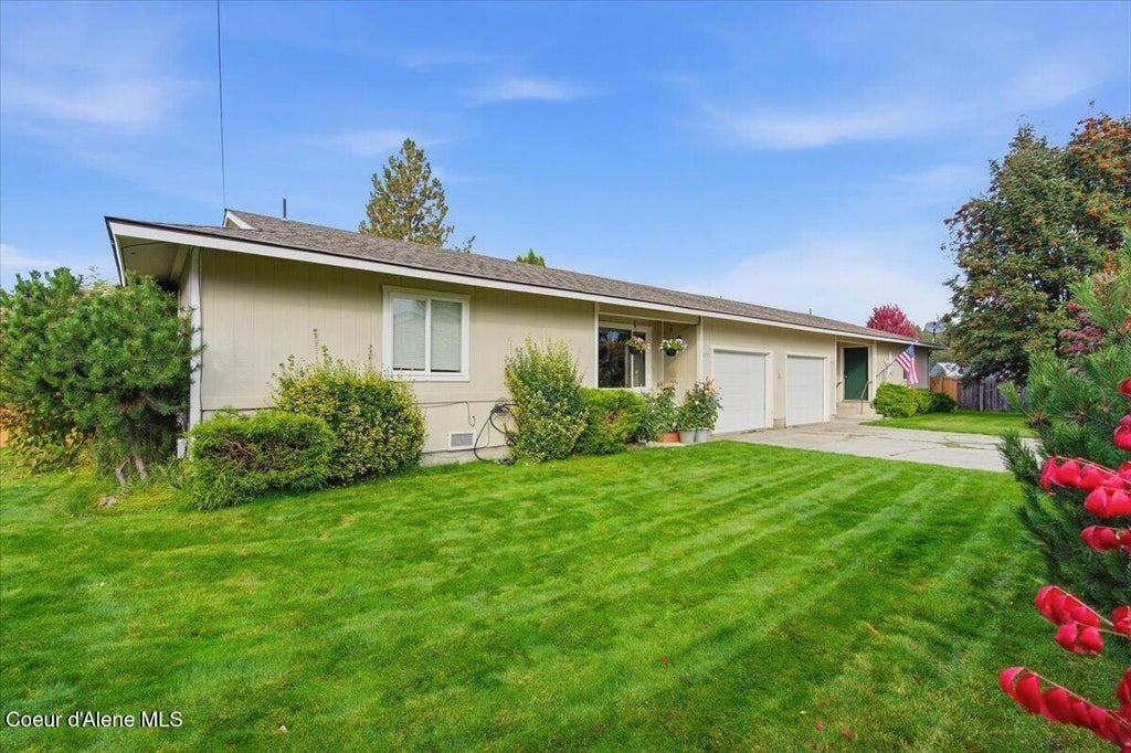 Photo of 9771 Melrose ST, Hayden, ID 83835 (MLS # 26-10302)