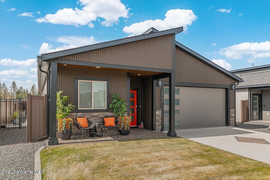 Photo of 13986 Rainier Loop, Rathdrum, ID 83858 (MLS # 26-2976)