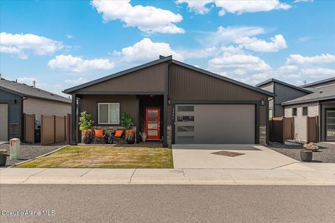 Photo of 13986 Rainier Loop, Rathdrum, ID 83858 (MLS # 26-2976)