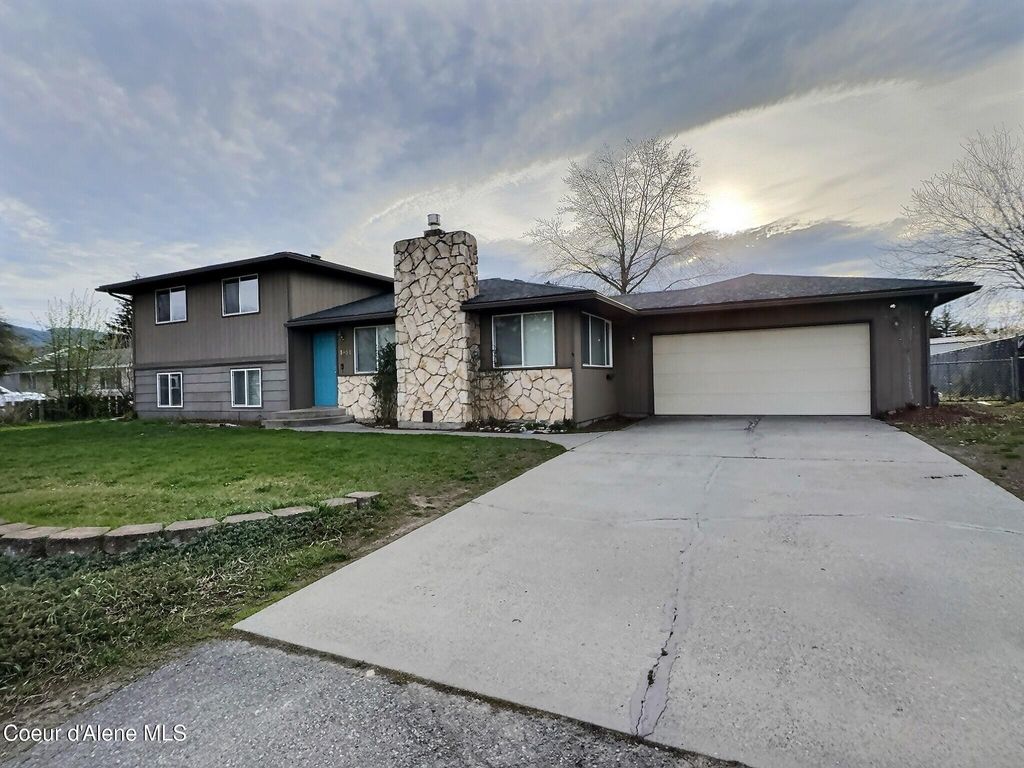 Photo of 1051 Wild Rose Ln, Post Falls, ID 83854 (MLS # 26-3399)