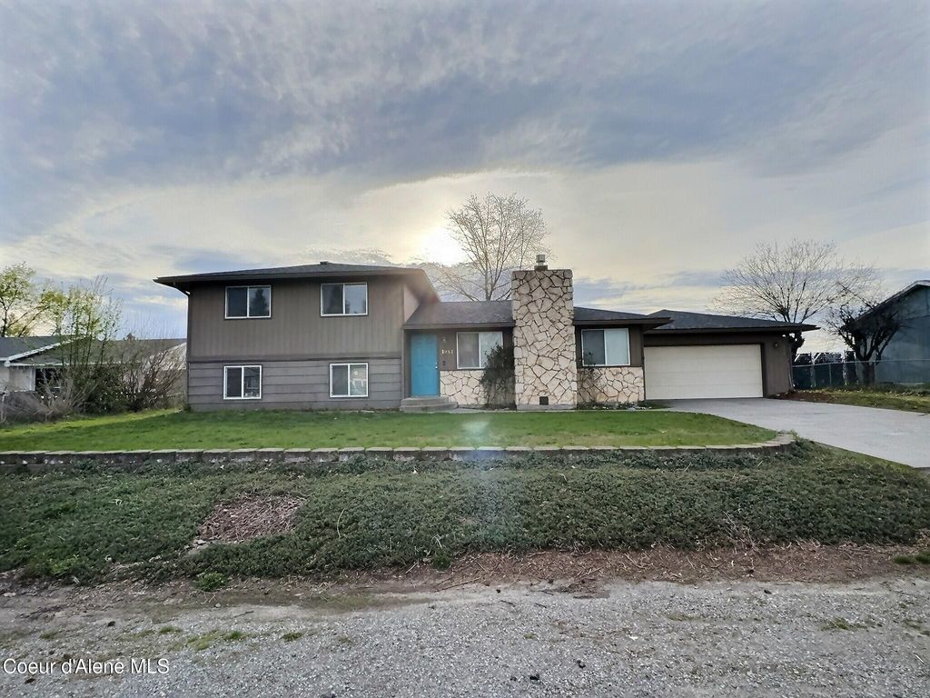 Photo of 1051 Wild Rose Ln, Post Falls, ID 83854 (MLS # 26-3399)