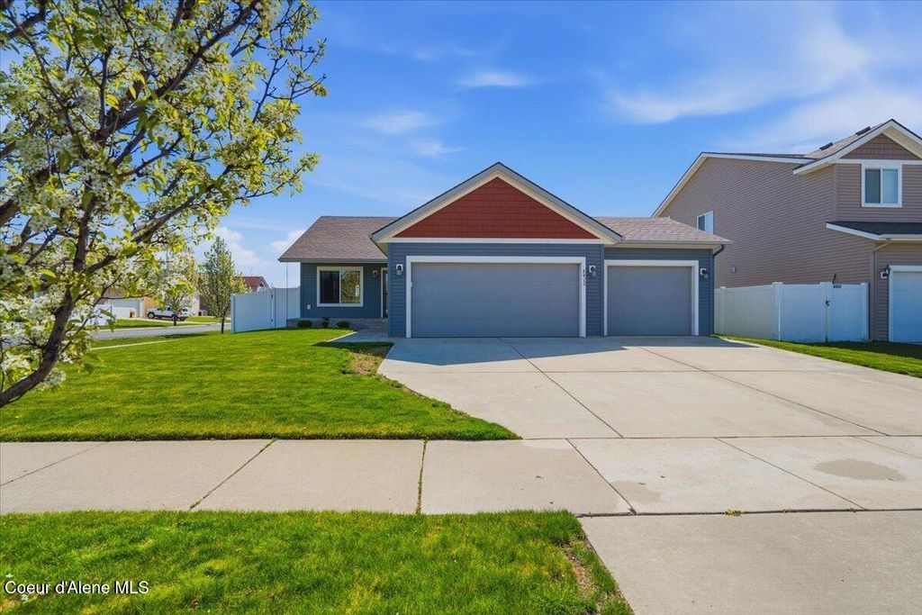 Photo of 8412 Scotsworth St, Post Falls, ID 83854 (MLS # 26-4046)