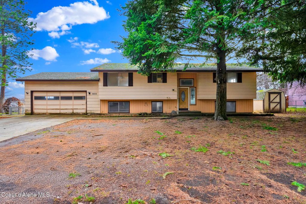 Photo of 5605 PINEGROVE Dr, Coeur dAlene, ID 83815 (MLS # 26-282)