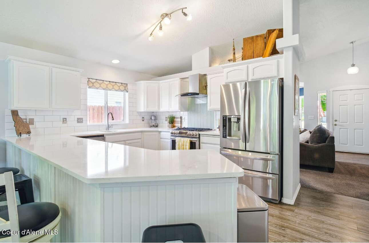 5820 E Steamboat Bnd, Post Falls, Alaska image 12