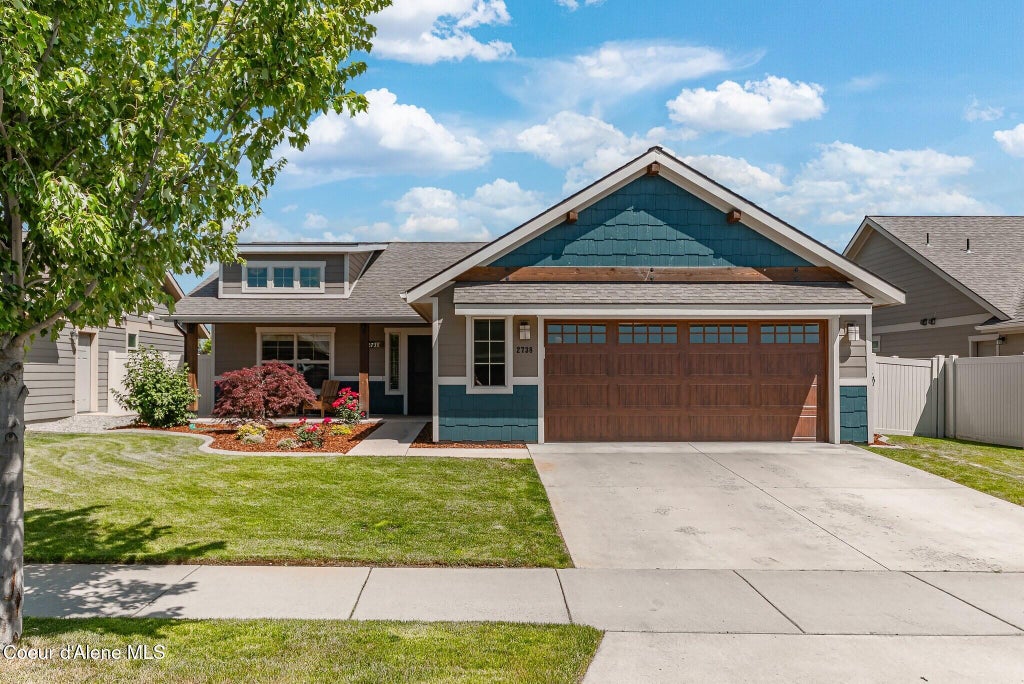 Photo of 2738 Fordham St, Post Falls, ID 83854 (MLS # 26-7124)