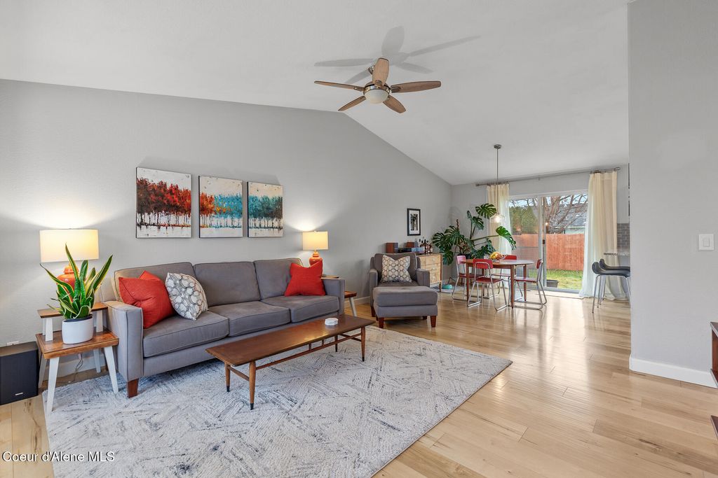 Photo of 4042 COUPLES Dr, Coeur dAlene, ID 83815 (MLS # 26-617)