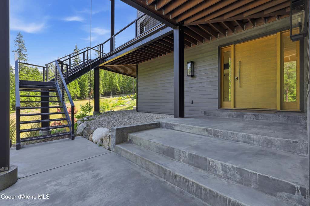 Photo of 1522 Butler Creek Creek, Cocolalla, ID 83813 (MLS # 26-7856)