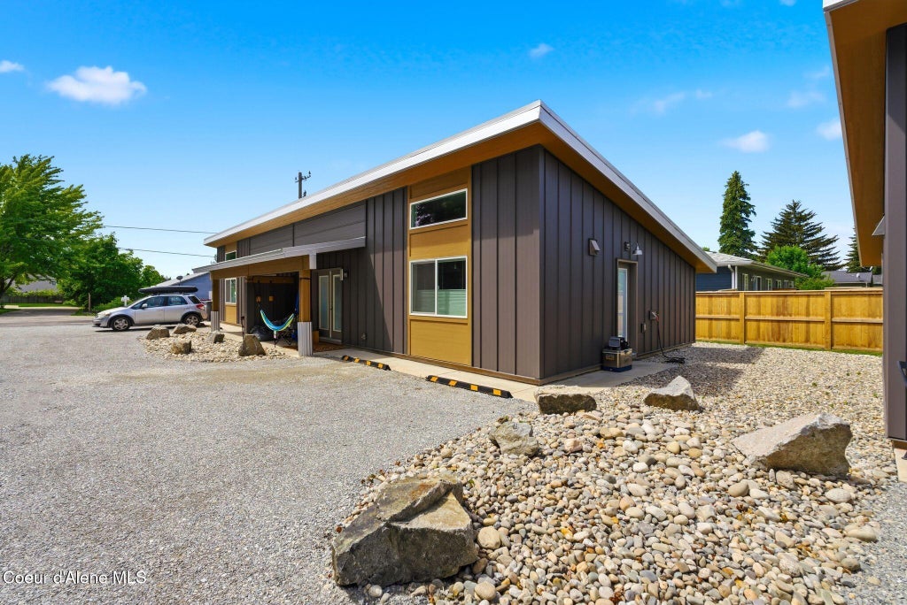 Photo of 1608 Cedar ST, Sandpoint, ID 83864 (MLS # 26-5807)