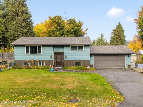 Photo of 504 Fourth ST, Osburn, ID 83849 (MLS # 26-10209)