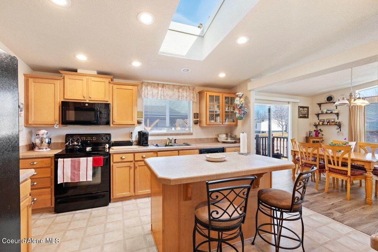 682 N Knights Ln, Post Falls, Idaho image 11