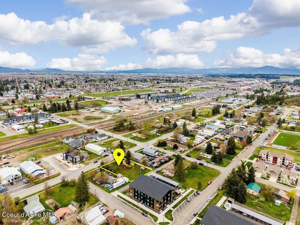 Photo of 504 3rd Ave, Post Falls, ID 83854 (MLS # 26-9491)