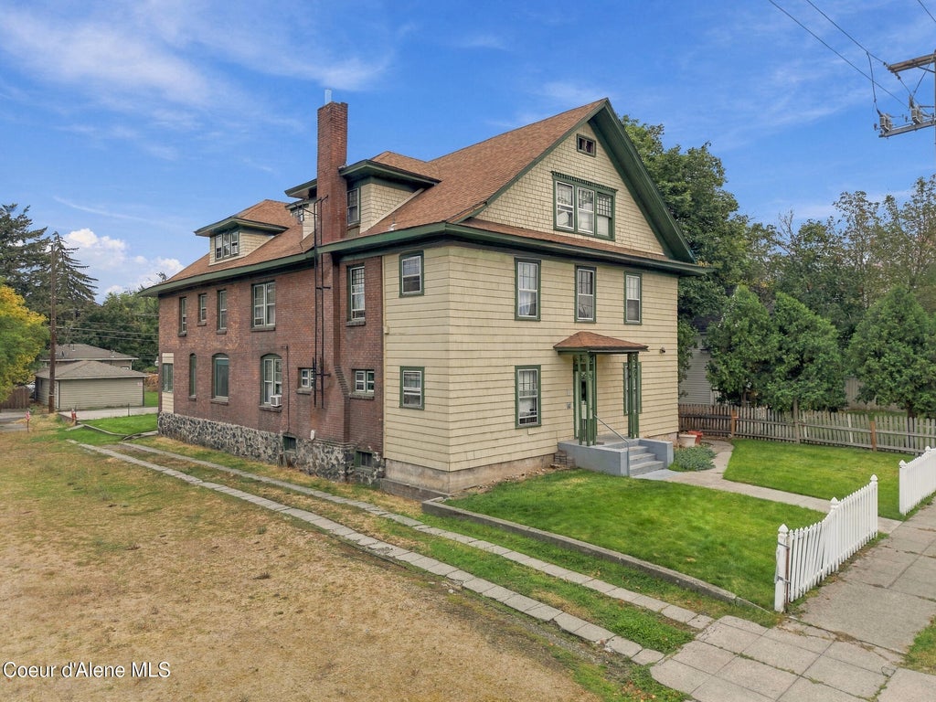 Photo of 1414 Lincoln ST, Spokane, WA 99201 (MLS # 26-9520)