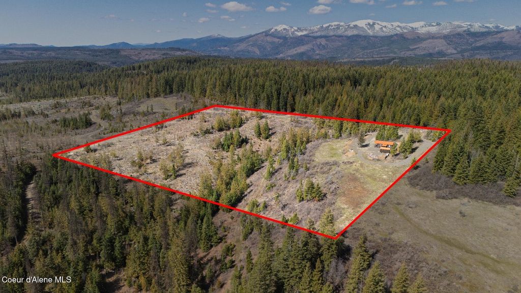 Photo of 5500 Gold Ridge Ridge, Calder, ID 83808 (MLS # 26-3025)