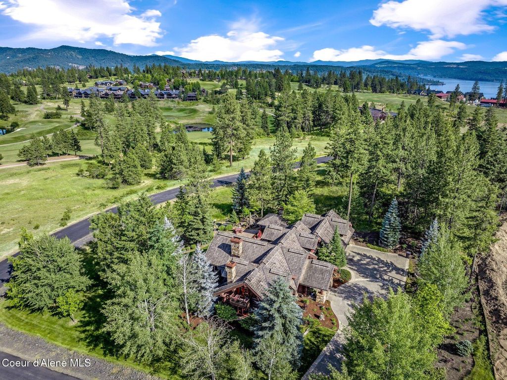 Photo of 17690 BASALT Dr, Coeur dAlene, ID 83814 (MLS # 26-1767)
