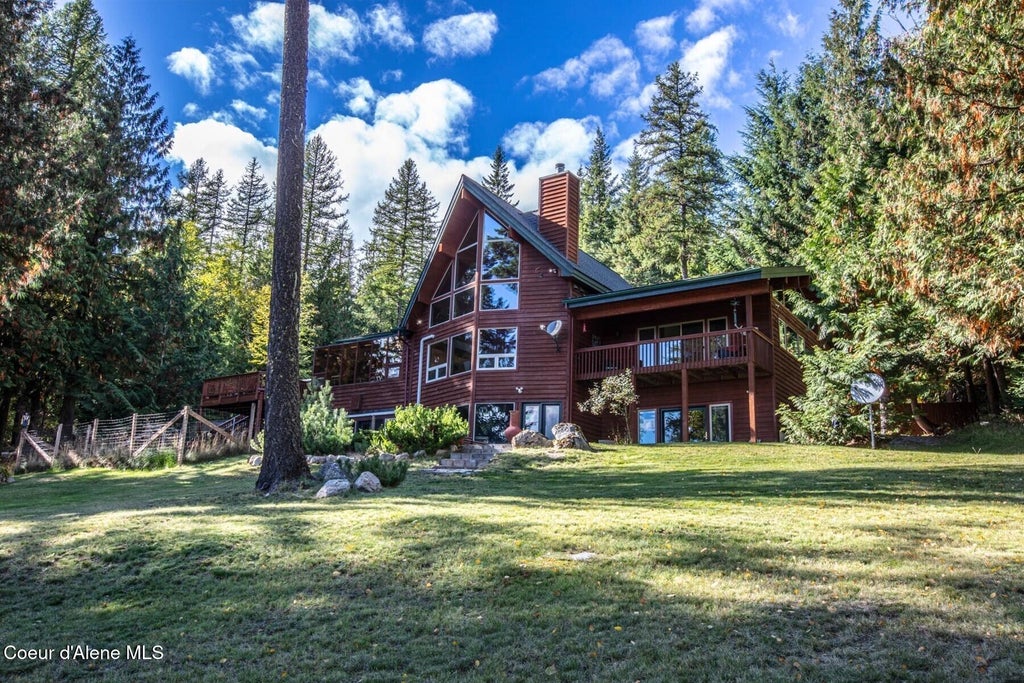 Photo of 25 Inspiration WAY, Sandpoint, ID 83864 (MLS # 26-9929)