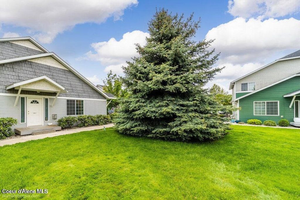 Photo of 931 Goldenrod Ct, Post Falls, ID 83854 (MLS # 26-1686)