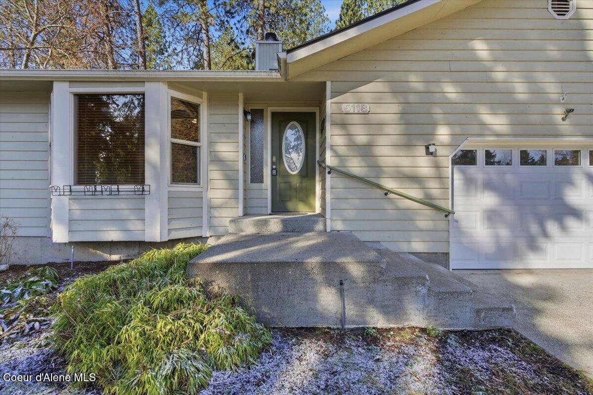 5118 Pinegrove